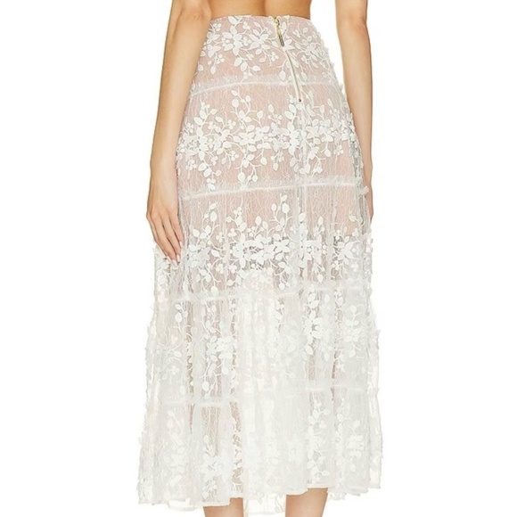 Revolve Bronx and Banco Megan Two Piece Lace Set White size small - Picture 4 of 13